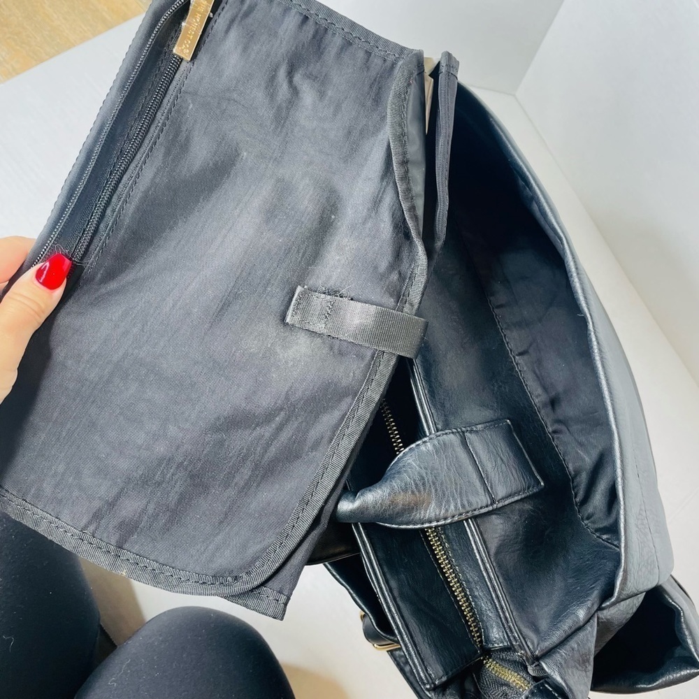 THE Honest Company Everything Tote Black Faux Leather Diaper Bag - Picture 8 of 16